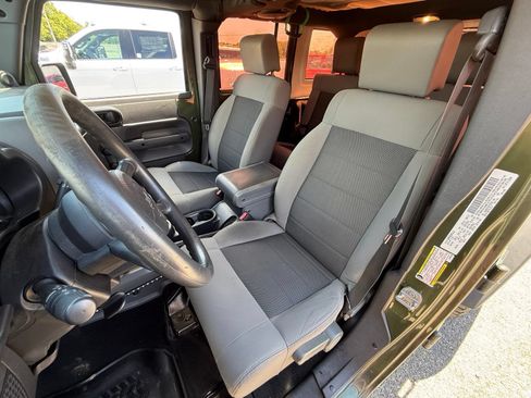 Used 2009 Jeep Wrangler Unlimited X AWD/4WD image 15