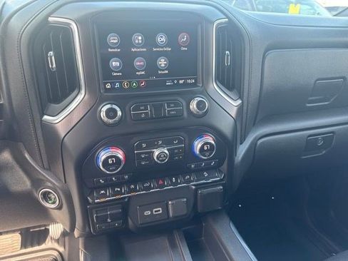 Used 2021 GMC Sierra 1500 AT4 w/ Technology Package AWD/4WD image 19