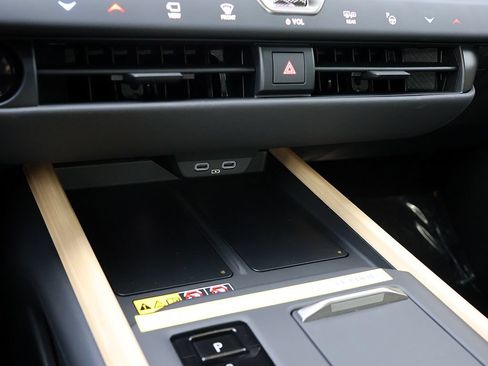 New 2026 Lexus ES 500e AWD/4WD image 24