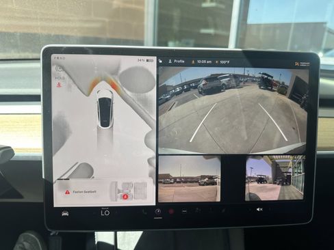 Used 2023 Tesla Model Y Long Range image 29