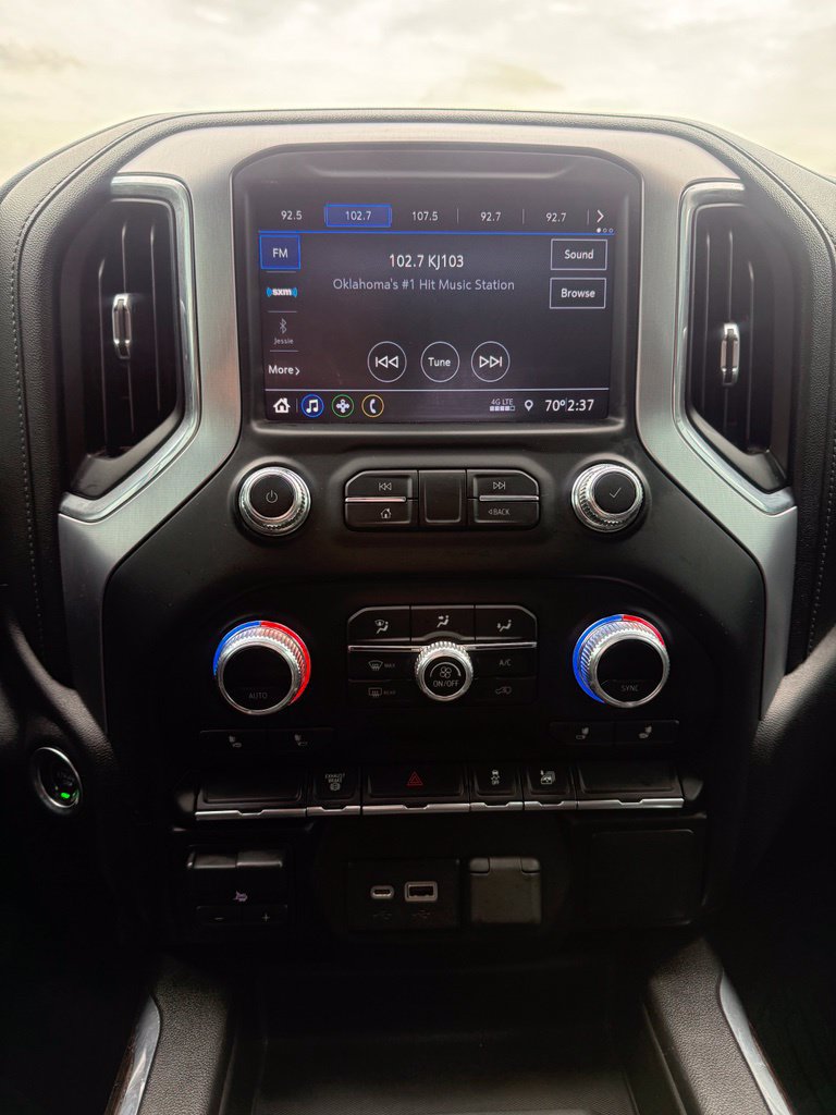 Used 2022 GMC Sierra 3500 SLE w/ SLE Convenience Package AWD/4WD image 10