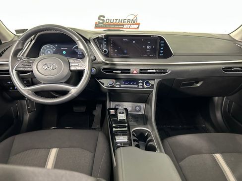 Used 2023 Hyundai Sonata SEL w/ Convenience Package FWD image 18
