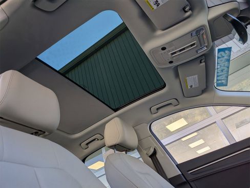 Used 2023 Audi Q3 2.0T Premium Plus w/ Premium Plus Package image 22