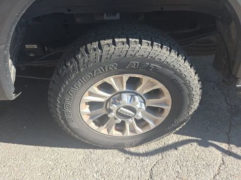 Used 2021 Ford F250 XLT image 10