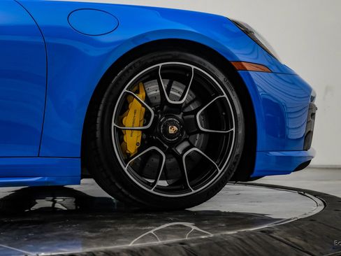 Used 2022 Porsche 911 Turbo S AWD/4WD image 92