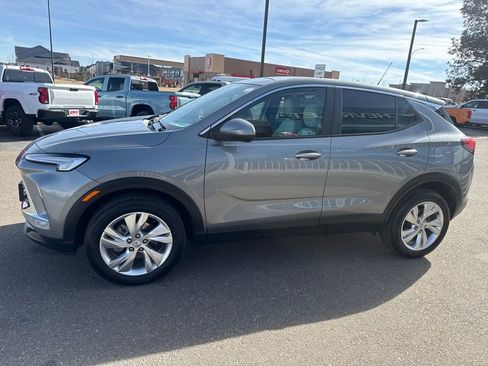 Used 2024 Buick Encore GX Preferred image 2