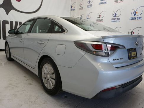 Used 2017 Hyundai Sonata SE FWD image 21