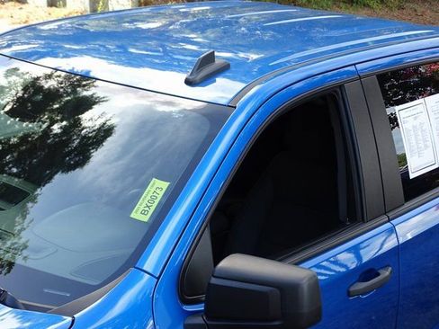 Used 2023 Chevrolet Silverado 1500 Custom image 27