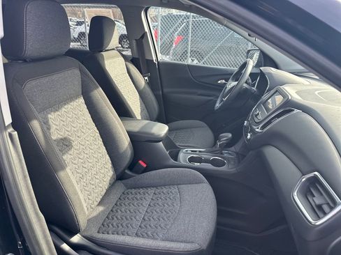 Used 2023 Chevrolet Equinox LT image 26
