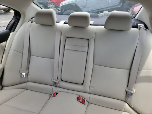 Used 2015 INFINITI Q50 w/ Moonroof Package RWD image 12