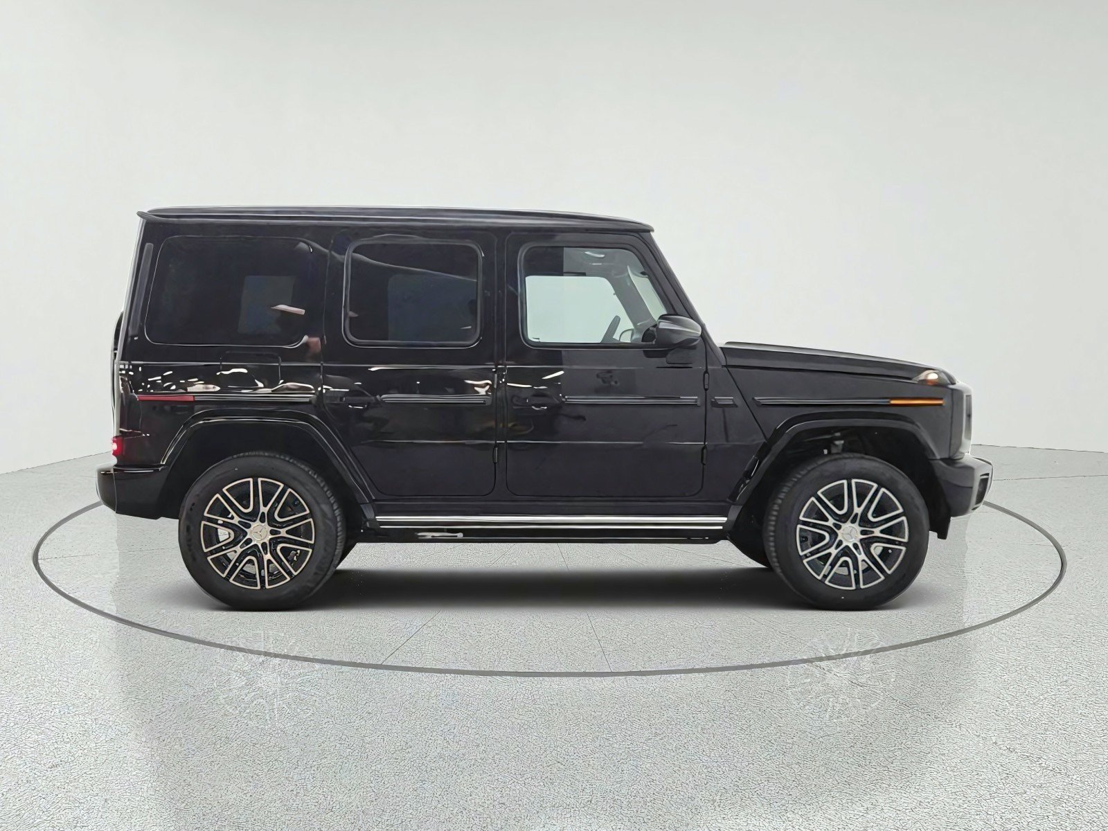 New 2027 Mercedes-Benz G 580 e image 4