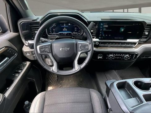 Used 2023 Chevrolet Silverado 1500 RST AWD/4WD image 9