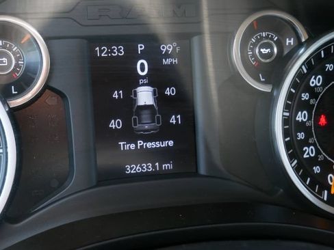 Used 2019 RAM 1500 Tradesman AWD/4WD image 32