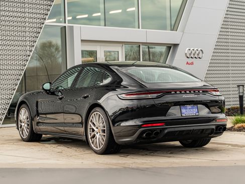 Used 2023 Porsche Panamera 4 AWD/4WD image 5