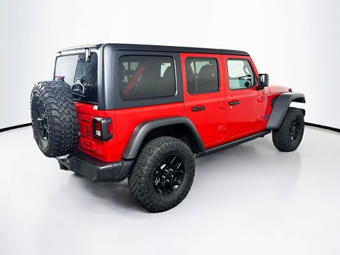 Used 2025 Jeep Wrangler Willys image 9
