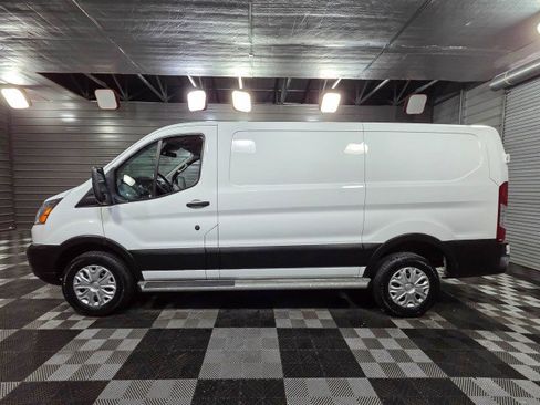 Used 2019 Ford Transit 250 w/ Exterior Upgrade Package image 7