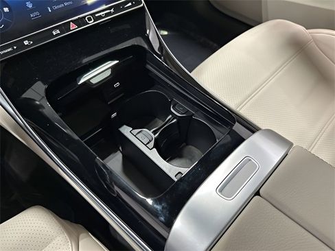 Certified 2022 Mercedes-Benz C 300 4MATIC Sedan image 23