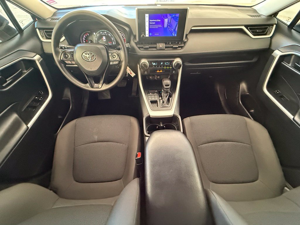 Used 2025 Toyota RAV4 LE AWD/4WD image 24