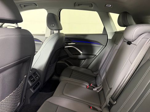 Certified 2025 Audi Q5 Premium w/ Convenience Package image 23