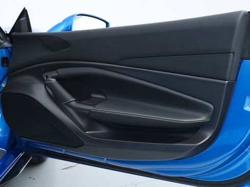 Certified 2022 Ferrari F8 Tributo RWD image 21