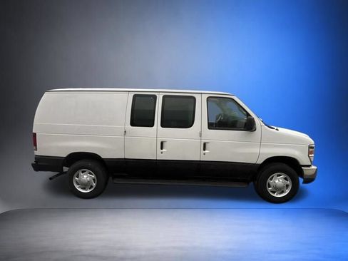 Used 2013 Ford E-250 and Econoline 250 w/ PWR Group RWD image 3