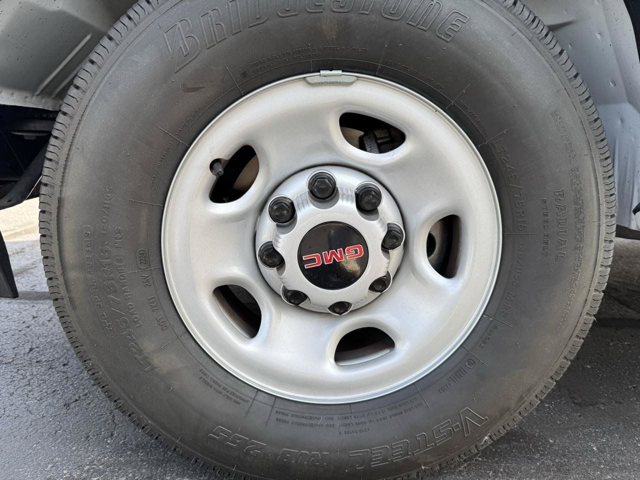 Used 2024 GMC Savana 2500 w/ Driver Convenience Package RWD image 38