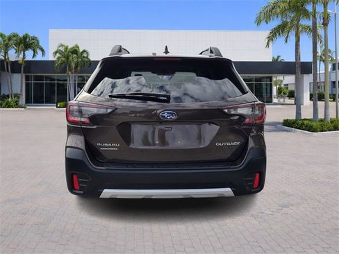 Used 2020 Subaru Outback Limited image 6