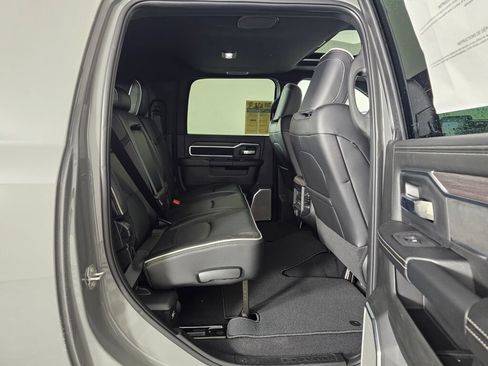 New 2026 RAM 3500 Laramie AWD/4WD image 37
