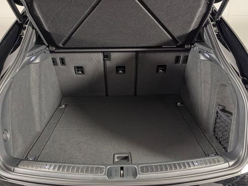 New 2026 Porsche Macan Turbo image 17