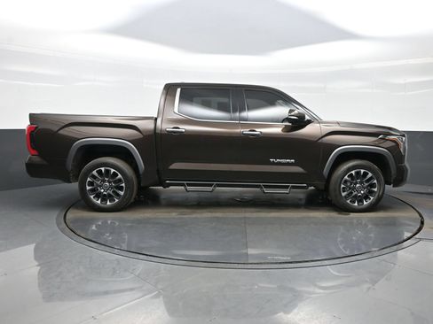 Used 2023 Toyota Tundra Limited AWD/4WD image 7