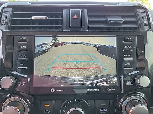 Used 2022 Toyota 4Runner TRD Off-Road AWD/4WD image 21