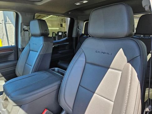 New 2026 GMC Sierra 1500 Denali w/ Denali Reserve Package AWD/4WD image 17