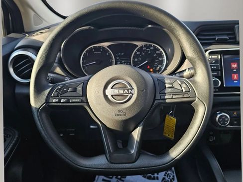 Used 2025 Nissan Versa S w/ Trunk Package FWD image 6