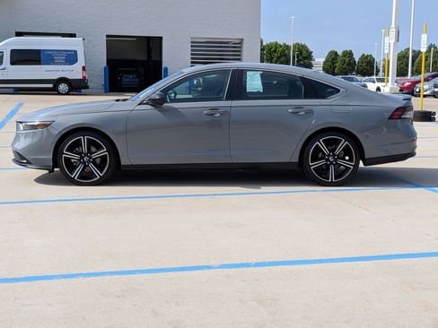 Certified 2025 Honda Accord Sport image 10