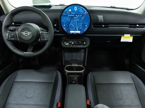 Certified 2025 MINI Cooper S image 21