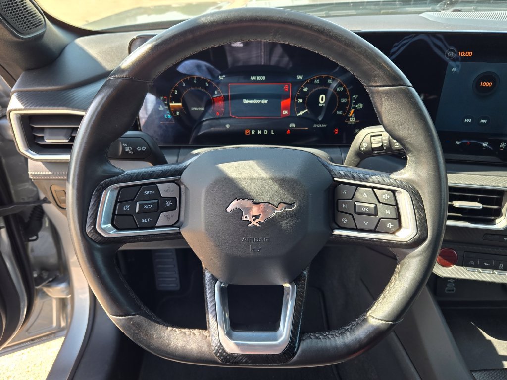 Used 2025 Ford Mustang Premium RWD image 37