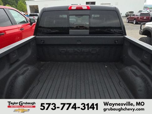 Used 2018 GMC Sierra 1500 Denali AWD/4WD image 6