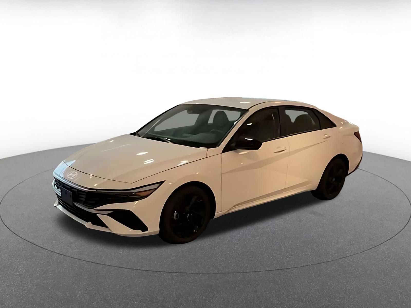 Used 2026 Hyundai Elantra Sport FWD image 10