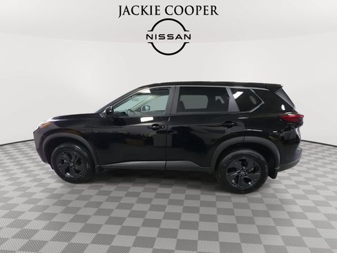 New 2026 Nissan Rogue SV w/ Cold Weather Package FWD image 8
