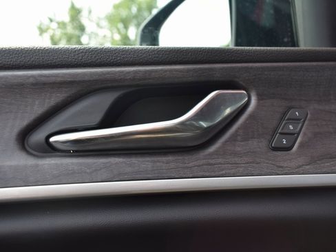 Used 2025 Jeep Grand Cherokee Limited w/ Black Appearance Package image 27