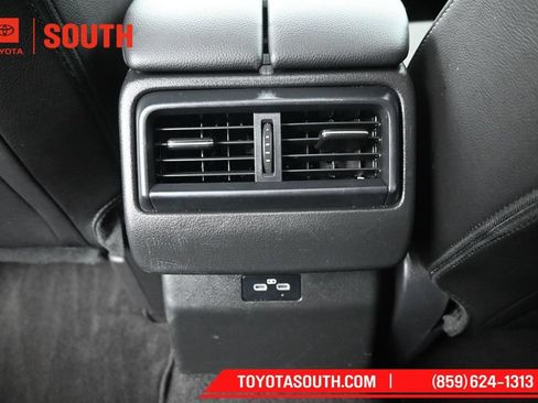 Used 2025 MAZDA CX-50 AWD 2.5 S w/ Preferred Package image 23