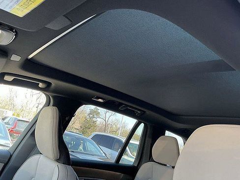 New 2026 Volvo XC90 B6 Plus w/ Protection Package AWD/4WD image 17