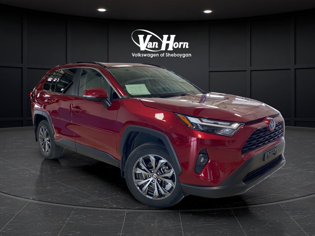 Used 2023 Toyota RAV4 XLE Premium AWD/4WD image 1