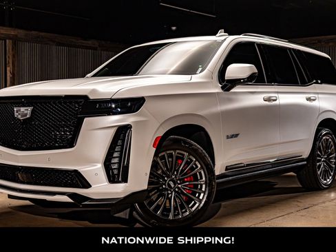 Used 2023 Cadillac Escalade V image 4
