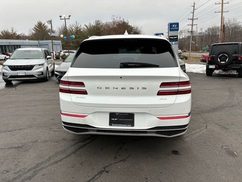 Used 2025 Genesis GV80 2.5T image 6