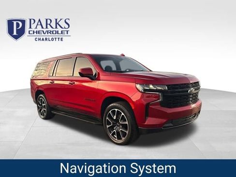 Certified 2023 Chevrolet Suburban RST image 1