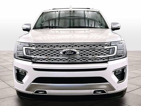 Used 2019 Ford Expedition Platinum AWD/4WD image 4