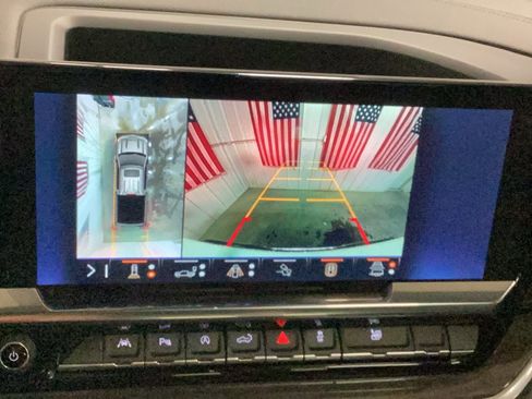 New 2026 Chevrolet Silverado 1500 LTZ w/ LTZ Premium Package AWD/4WD image 16