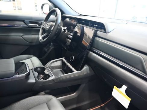 New 2026 GMC Terrain AT4 w/ Convenience Package III AWD/4WD image 13