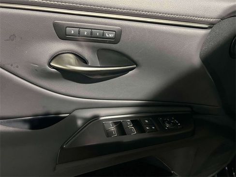 Certified 2021 Lexus ES 250 w/ Premium Package image 20